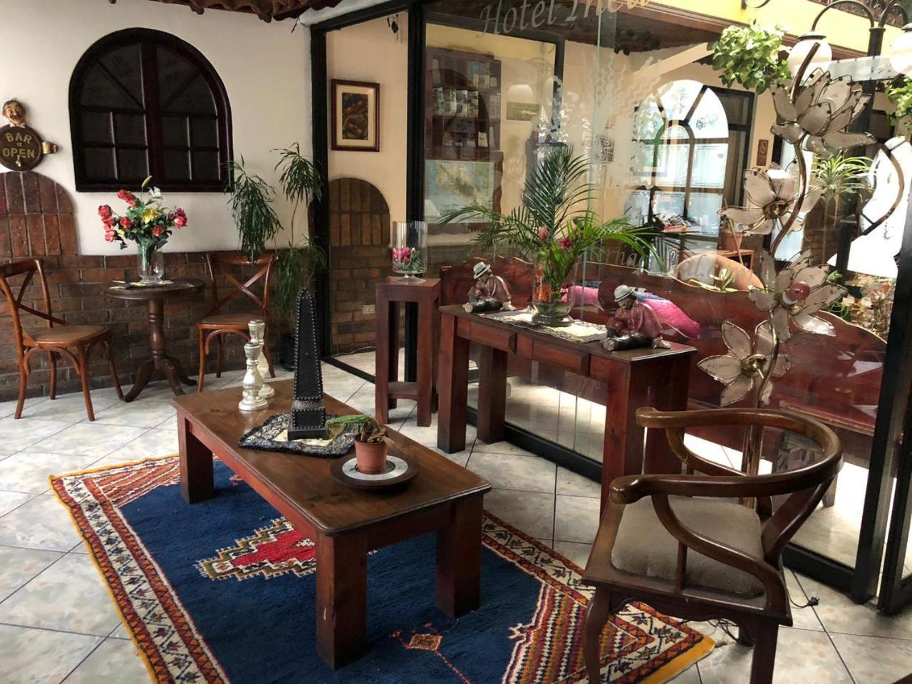 Hotel Amon Real Costa Rica Сан Хосе Екстериор снимка